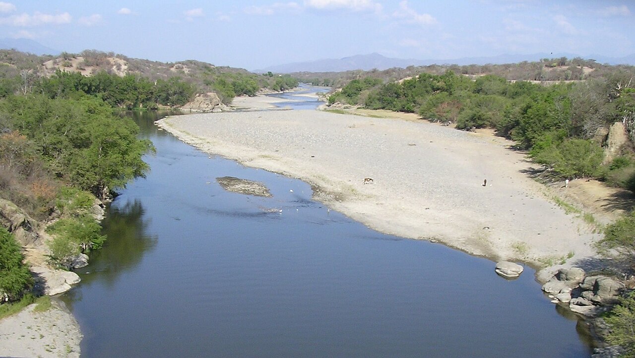 The Motagua River and dry surrounding landscape near Zacapa, Guatemala.